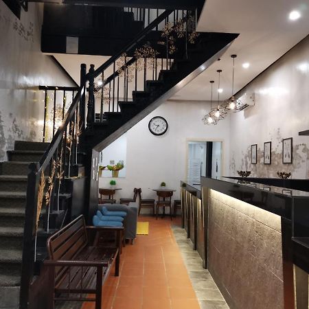 G Fortune Guest House+ George Town Esterno foto
